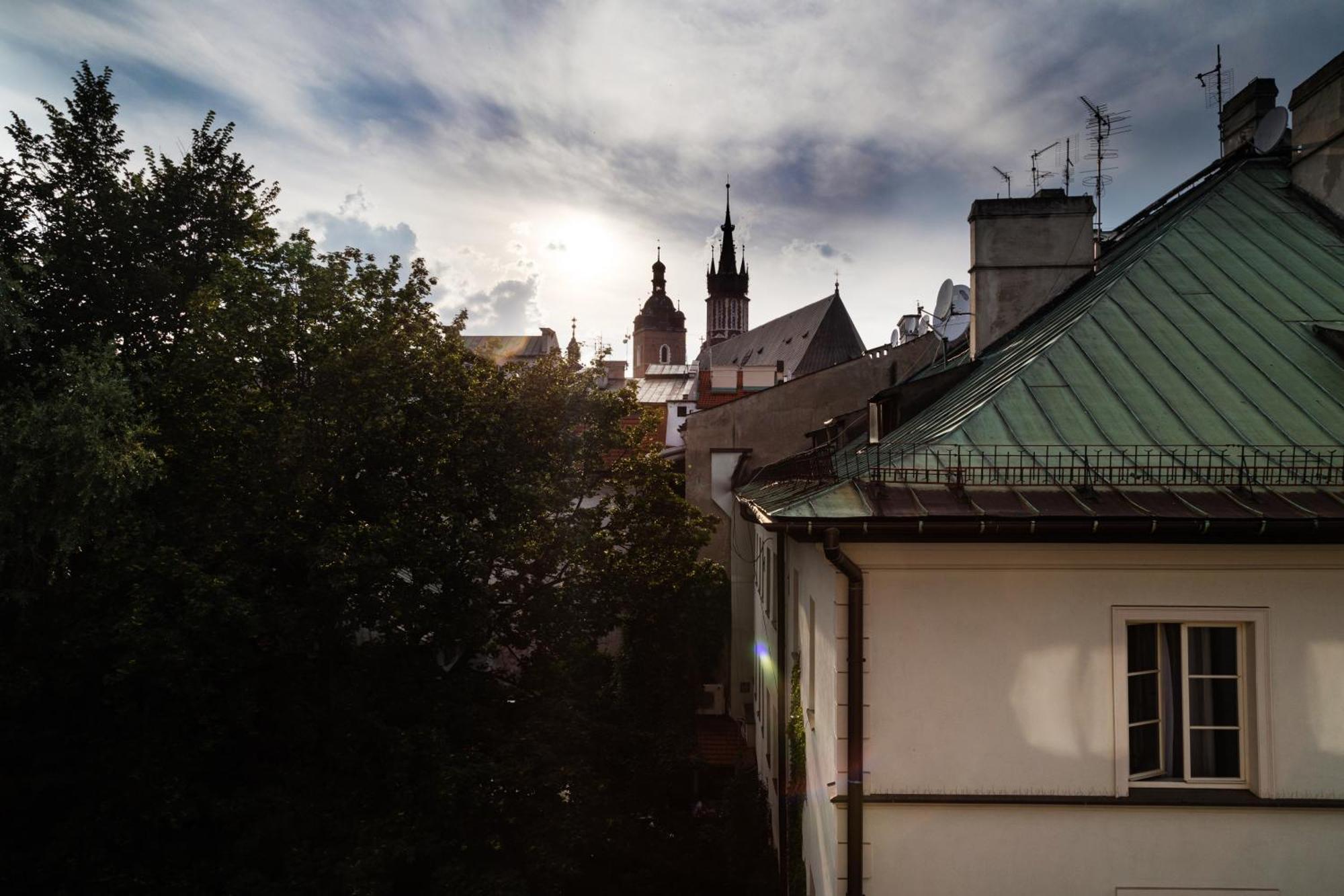 Tyzenhauz Apartments Old Town Краків Екстер'єр фото